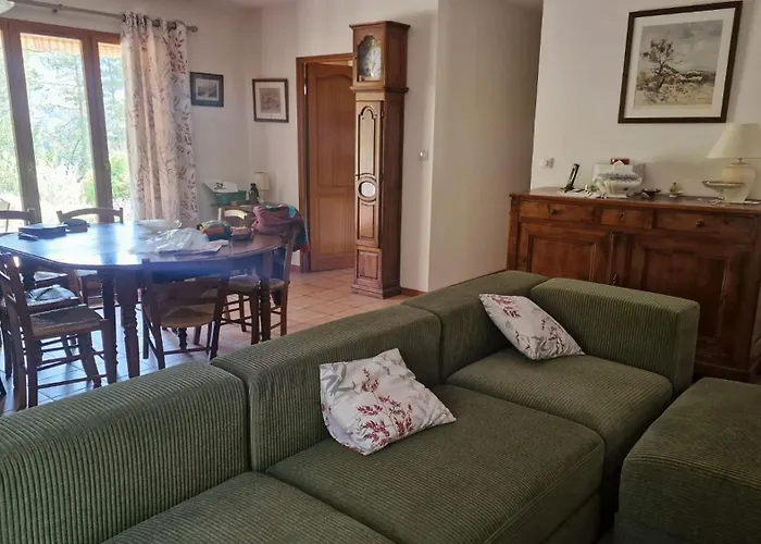 La Maison De Camille Saillans (Drome)